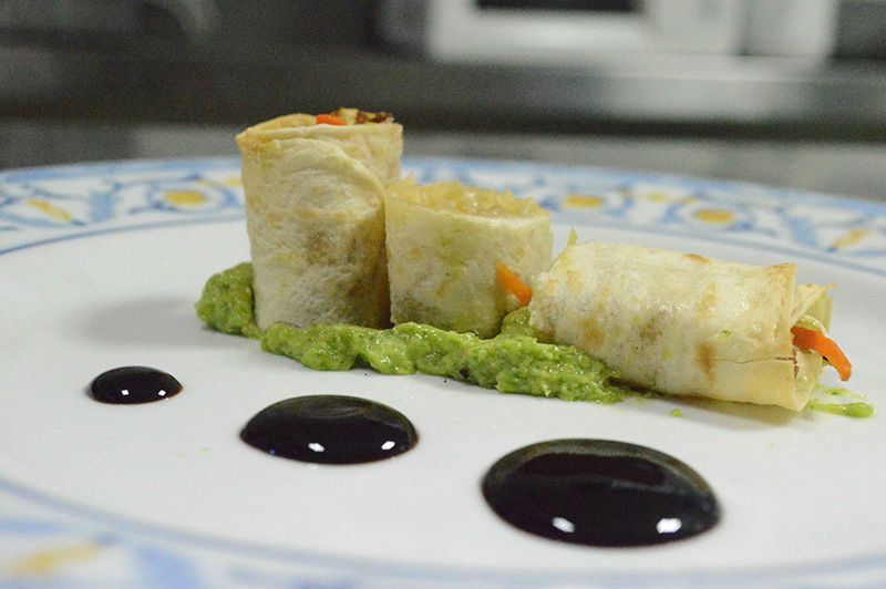 Cómo hacer una reducción de vinagre de Jerez