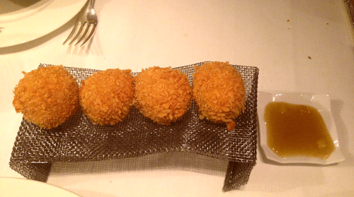 Croquetas de jamón y queso de cabra