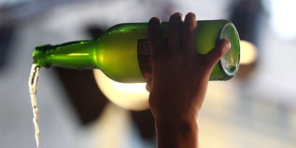 ¿Por qué se escancia la sidra?