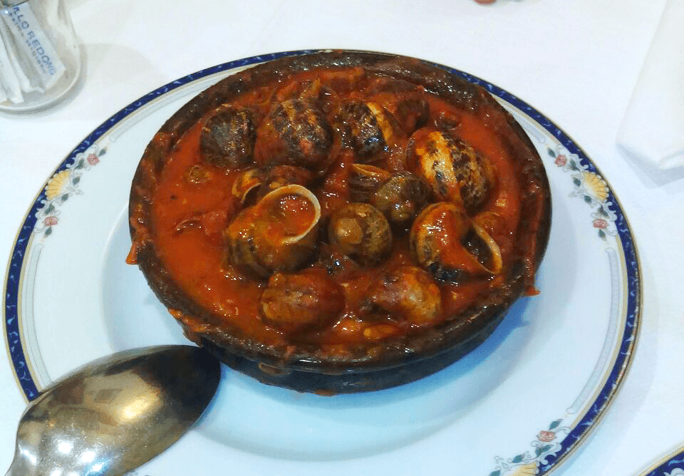 Caracoles con salsa vizcaína