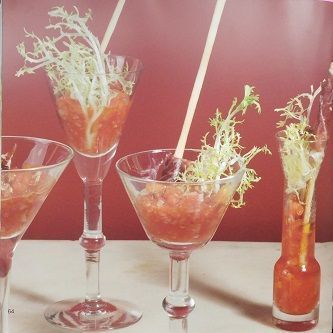 Cocktail de crujiente de jamón y tomate