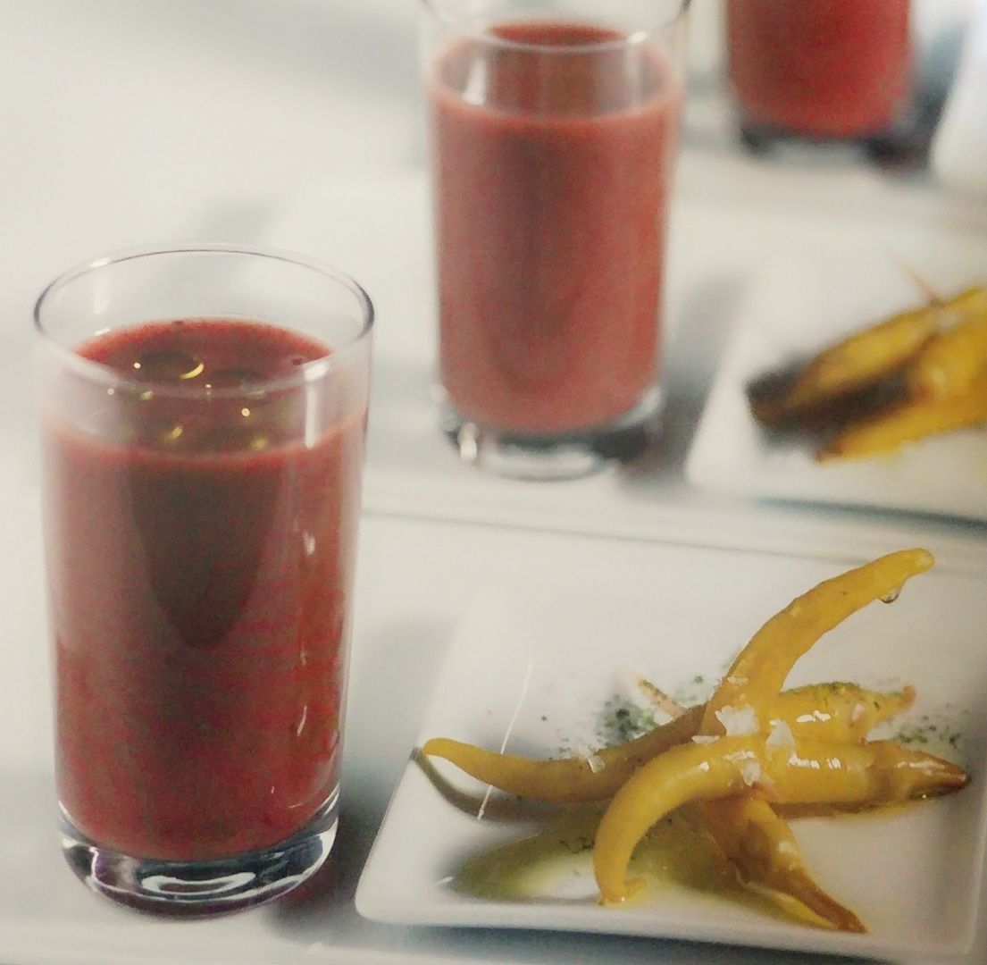 Crema de alubia de Tolosa con banderilla de Guindilla