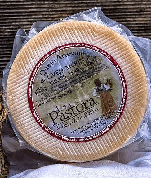 Queso de oveja merina curado La Pastora de Grazalema cuña